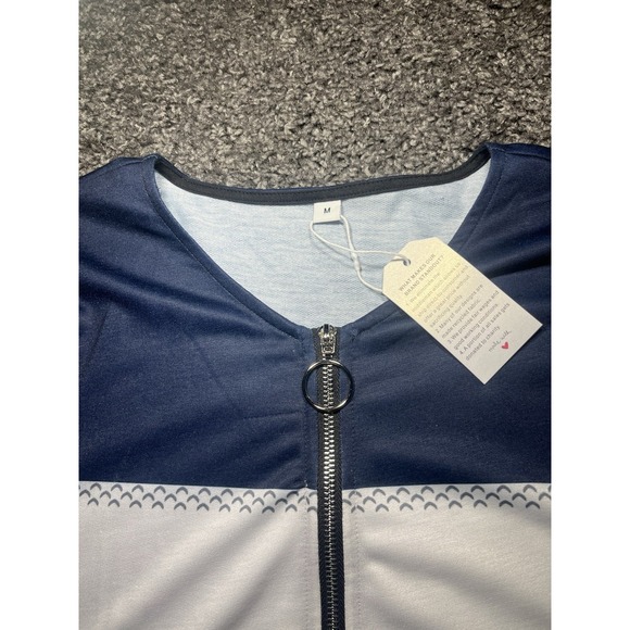 New W/ Tag‎ Woman's Blue Gray geometric Pattern Shirt Long Sleeves W/ Zipper M - Picture 4 of 5